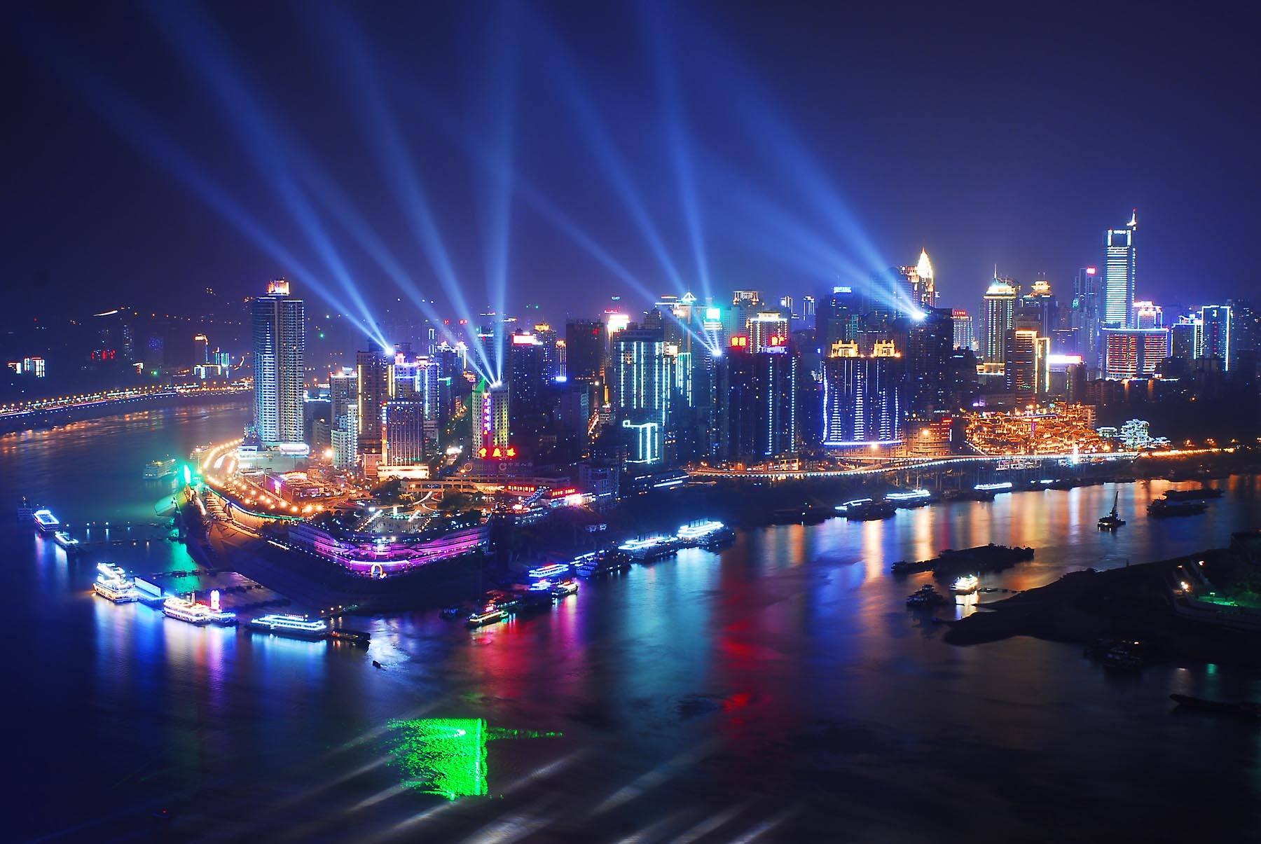 重庆,美食、友情与家的温馨日常故事