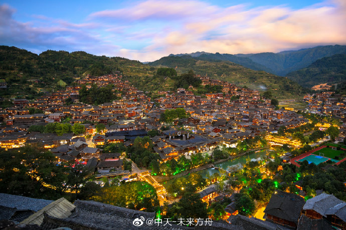 云山雾绕·黔韵悠扬